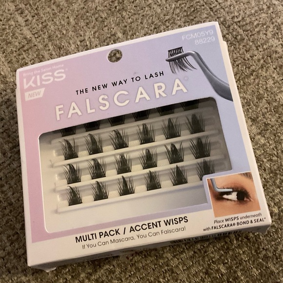 NWT KISS FALSCARA False Eyelashes, Lash Extension Kit, ‘Accent Wisps' - Picture 4 of 5